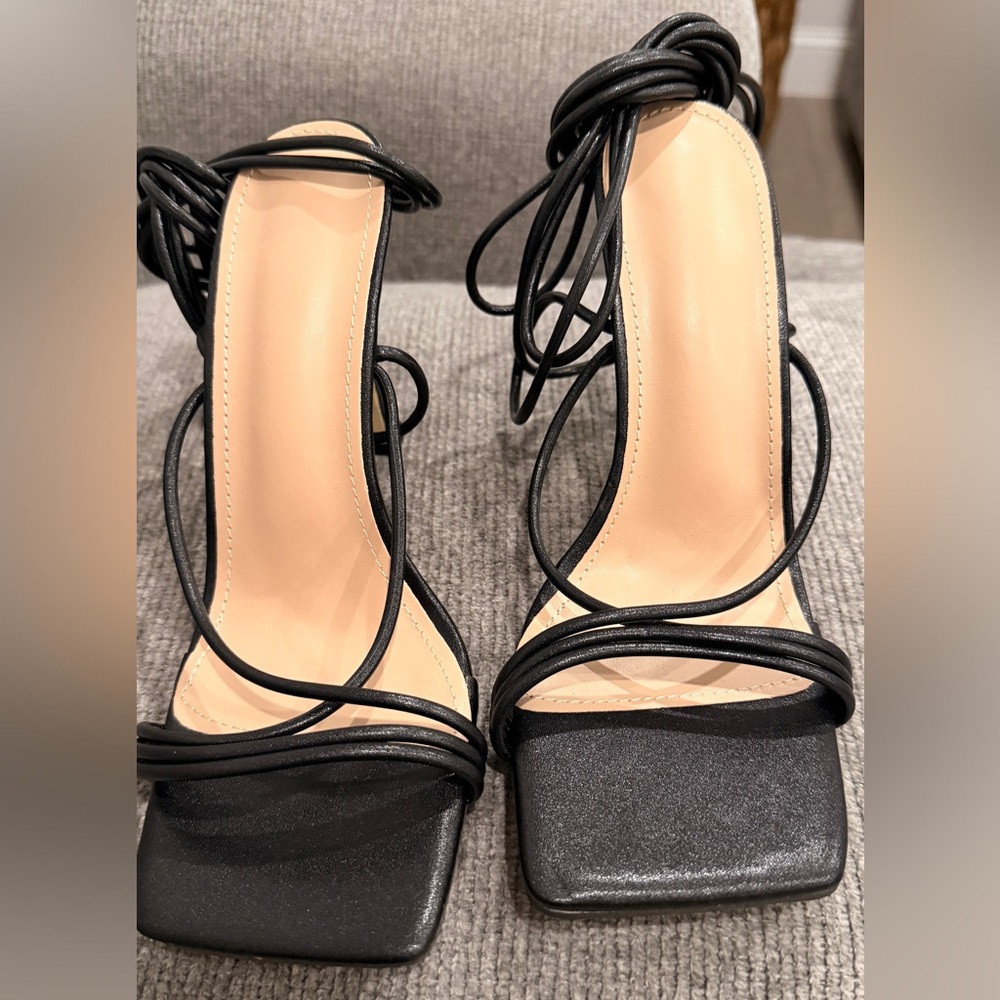 Chic Black Strappy Women's Heels